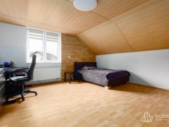 Rodinný dům s garáží a venkovním bazénem v Chodově. – fotografie 16