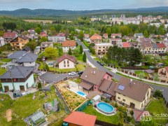Rodinný dům s garáží a venkovním bazénem v Chodově. – fotografie 26