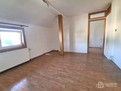 Byt 1+1 v bytovém domě se zahradou, Cheb. – fotografie 9