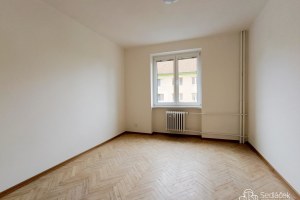 2409_7176651430.jpg