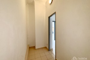 2672_3546474097.jpg